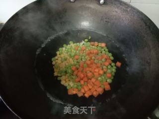 玉米青豆炒虾仁的做法步骤：2