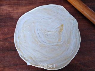 香肠鸡蛋手抓饼的做法步骤：10