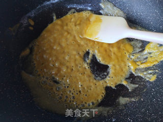 香肠鸡蛋手抓饼的做法步骤：7