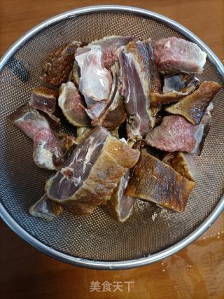 腊鸭火锅的做法步骤：3