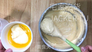 星巴克卡斯特拉蛋糕，全蛋法制作，浓浓香气，奶油甜蜜。的做法步骤：6