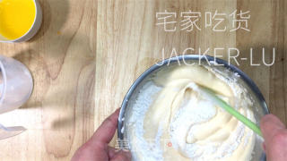 星巴克卡斯特拉蛋糕，全蛋法制作，浓浓香气，奶油甜蜜。的做法步骤：5