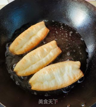 家庭炸油条的做法步骤：7