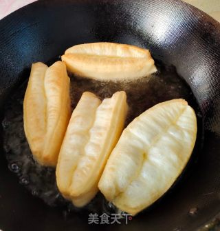 家庭炸油条的做法步骤：5
