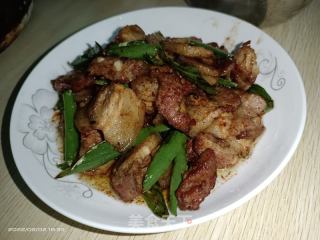 五花肉炒辣椒的做法步骤：5
