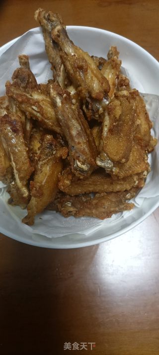 炸鸡翅的做法步骤：10