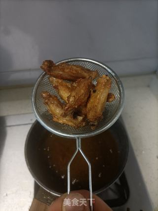 炸鸡翅的做法步骤：9