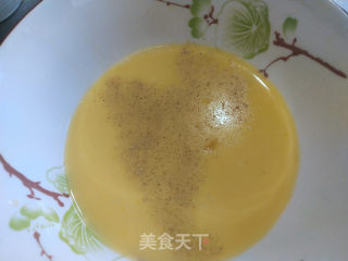 肉松吐司卷的做法步骤：3