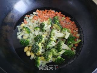 无米豆腐炒饭的做法步骤：4
