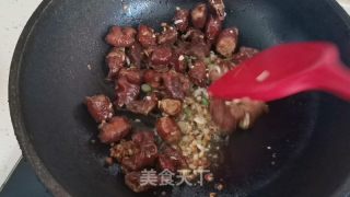 香酥辣子肥肠的做法步骤：10