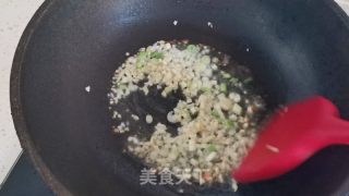 香酥辣子肥肠的做法步骤：9