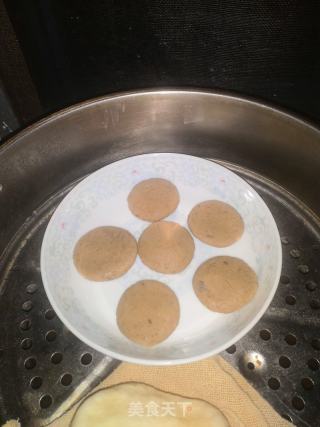 核桃牛奶红薯饼的做法步骤：2
