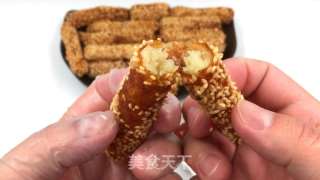 土豆泥薯条，简易零失败，入口香酥脆，沾一口番茄酱超级过瘾。的做法步骤：11