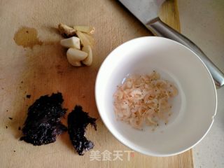 金针菇油菜粉丝汤的做法步骤：4