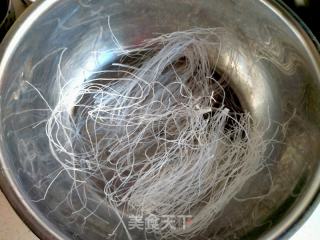 金针菇油菜粉丝汤的做法步骤：3