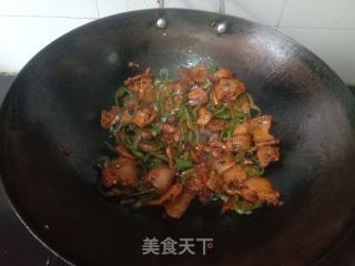 青椒炒回锅肉的做法步骤：8