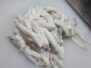 咸菜笋尖炒乌贼的做法步骤：3