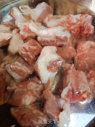 生炸排骨的做法步骤：2