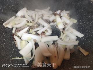 芹菜炒肉末的做法步骤：3