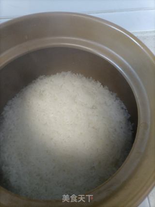 腊肠煲仔饭的做法步骤：7