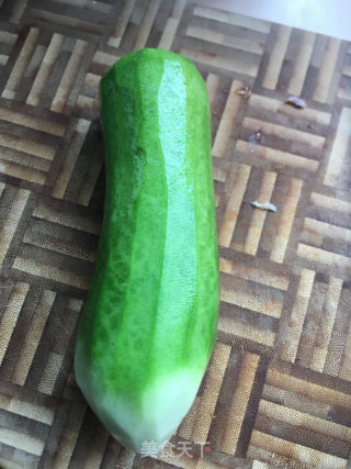 青萝卜鱼丸汤的做法步骤：1