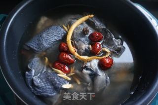 不加一滴水的椰子乌鸡汤的做法步骤：8