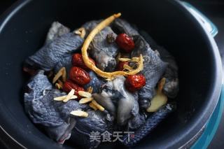 不加一滴水的椰子乌鸡汤的做法步骤：7