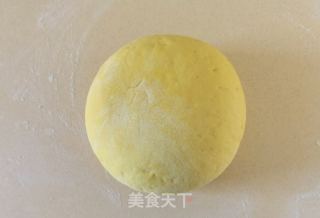 二十八蒸枣花的做法步骤：1