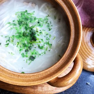 萝卜丝板鸭汤的做法步骤：10