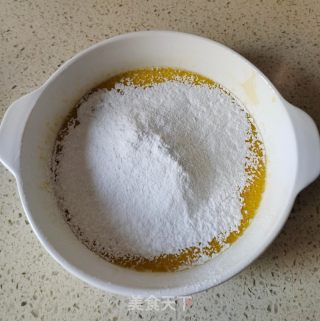 裱花大米粉蒸蛋糕的做法步骤：4