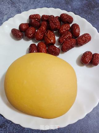 枣花馒头的做法步骤：1