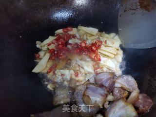 冬笋炒腊五花肉的做法步骤：7