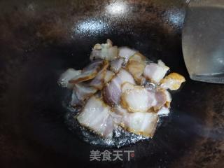 冬笋炒腊五花肉的做法步骤：3