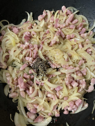 勒布罗雄奶酪焗土豆的做法步骤：10
