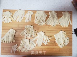 炸馓子的做法步骤：5