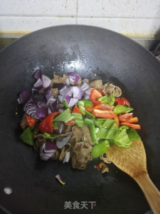 爆炒肥肠的做法步骤：15