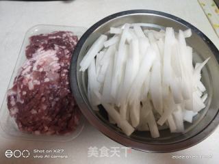 萝卜烧肉末的做法步骤：1