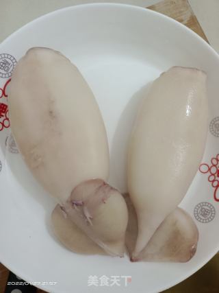 白灼鱿鱼的做法步骤：3