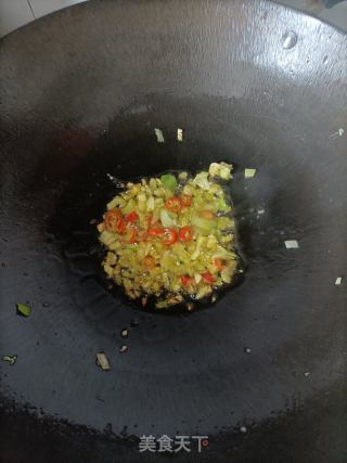 蒜苔香菇炒鸡蛋的做法步骤：12