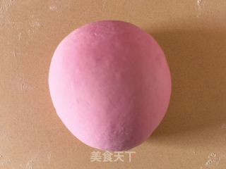 樱花花馒头的做法步骤：1
