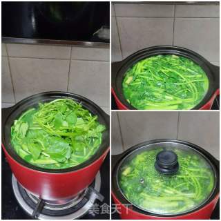 竹芋胡萝卜煲西洋菜猪骨汤的做法步骤：3