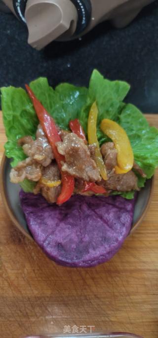 紫薯荷叶饼夹彩椒肉的做法步骤：10