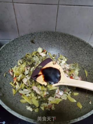 烧肉炒酸菜的做法步骤：8