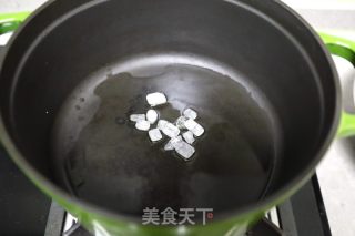 黄焖鸡的做法步骤：4