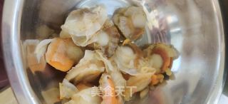 青萝卜粉丝扇贝汤的做法步骤：3