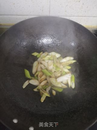 葱爆羊肉的做法步骤：5