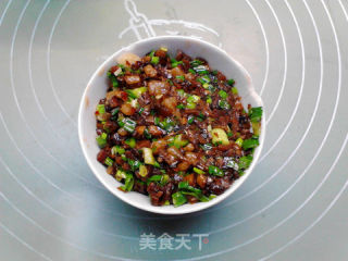 葱香腊肉蘑菇蒸饺的做法步骤：6