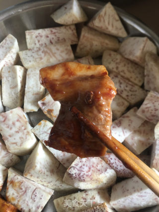 酱香五花肉蒸芋头的做法步骤：7