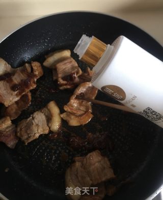 酱香五花肉蒸芋头的做法步骤：6