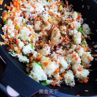腊肉炒饭的做法步骤：9